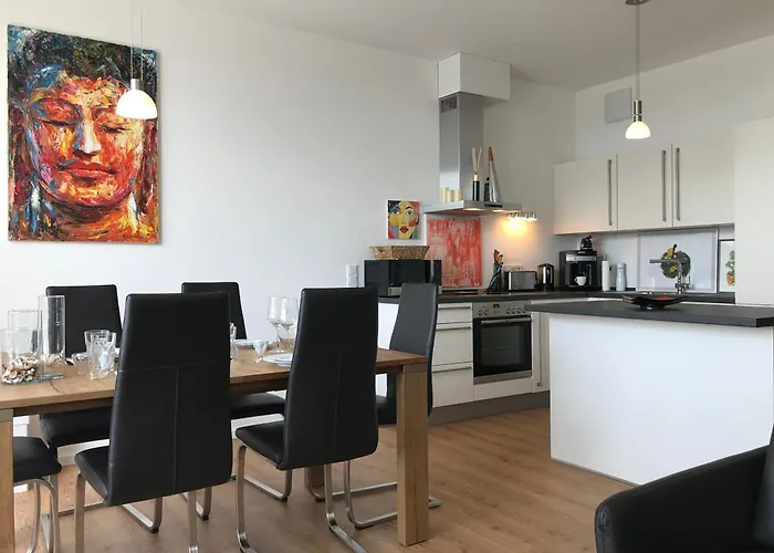 Cloud Nr 9 - 3 Maisonette-wohnung Mit Grossem Balkon * リンダウ